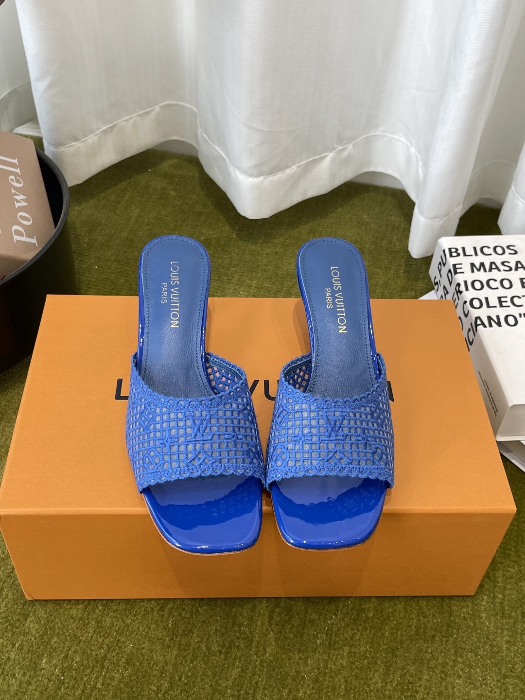 LV lsola High Mule