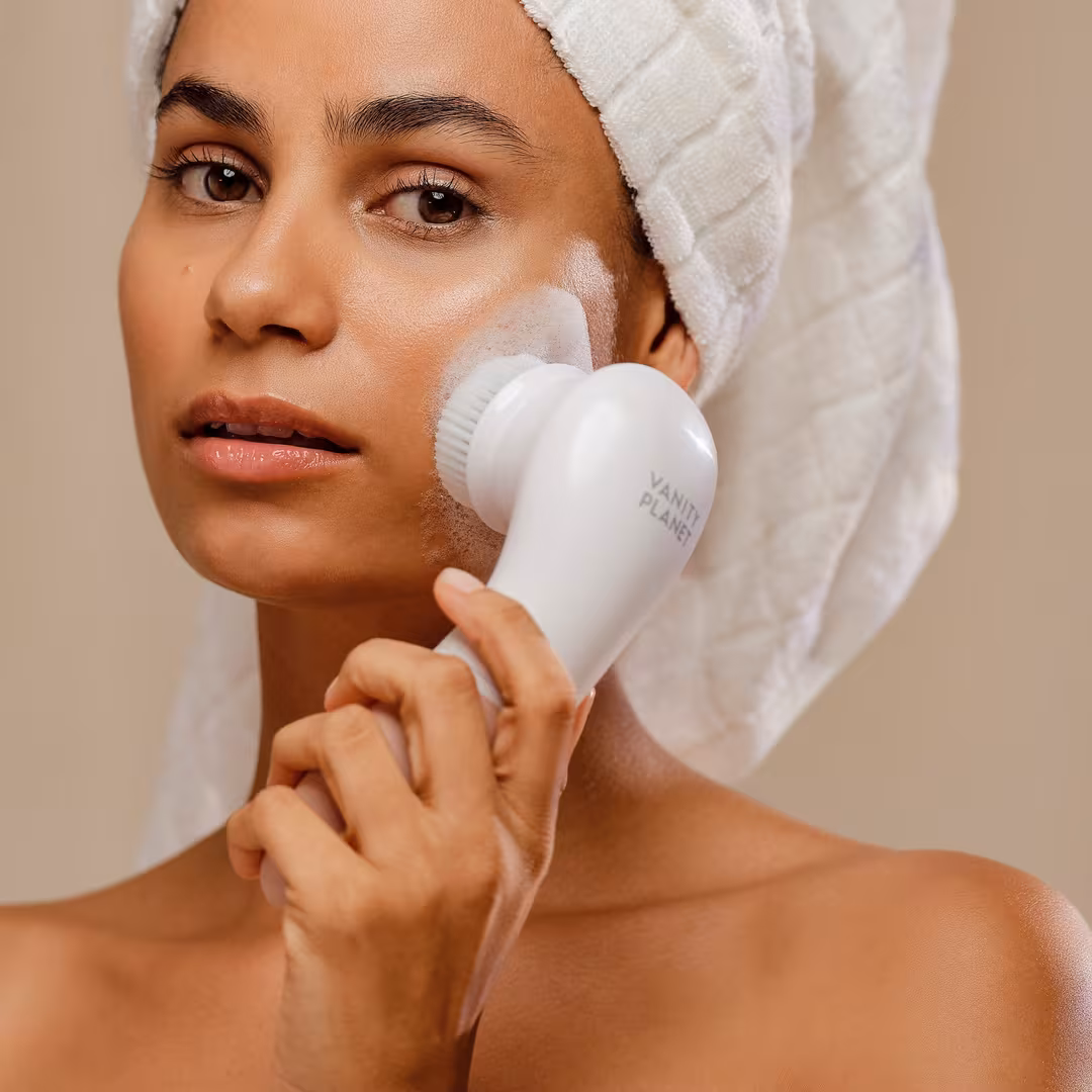 Vanity Planet  Raedia Facial Cleansing Brush