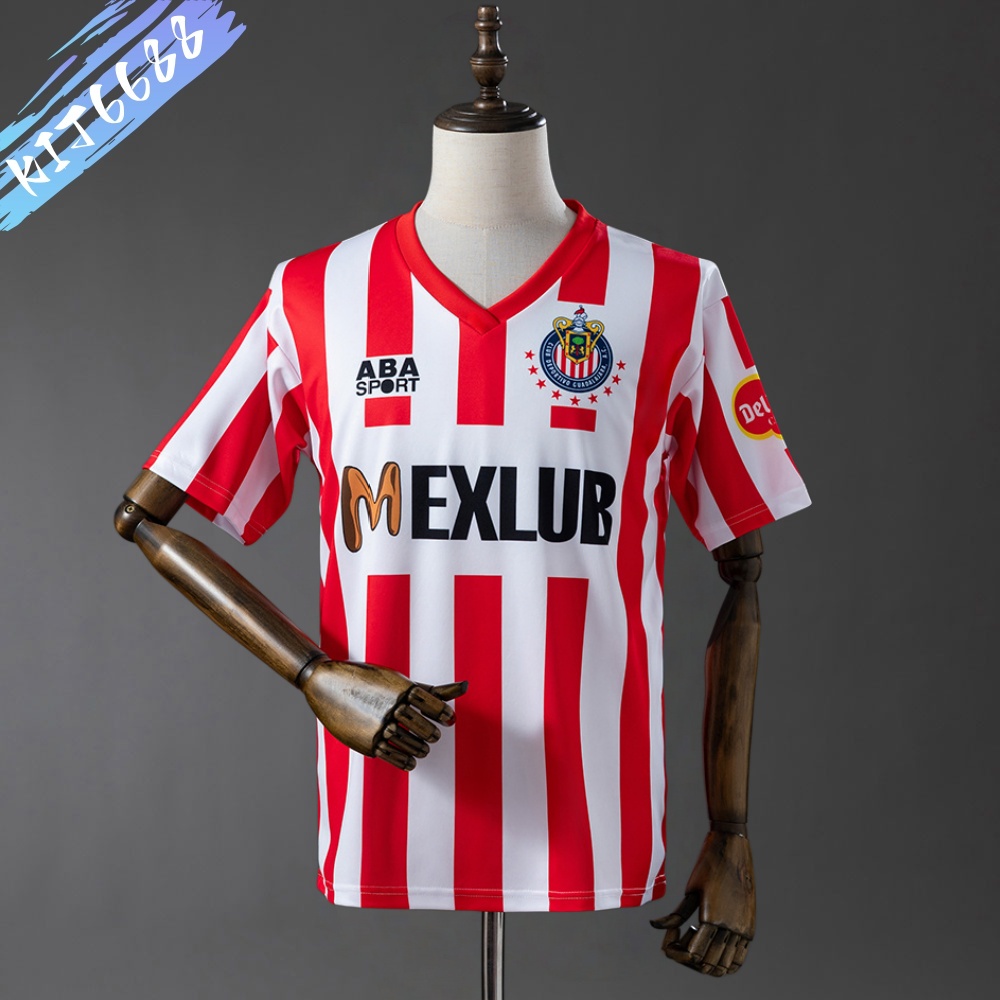 1992/1993 Club Chivas Home Retro Football Shirt (Fans version)