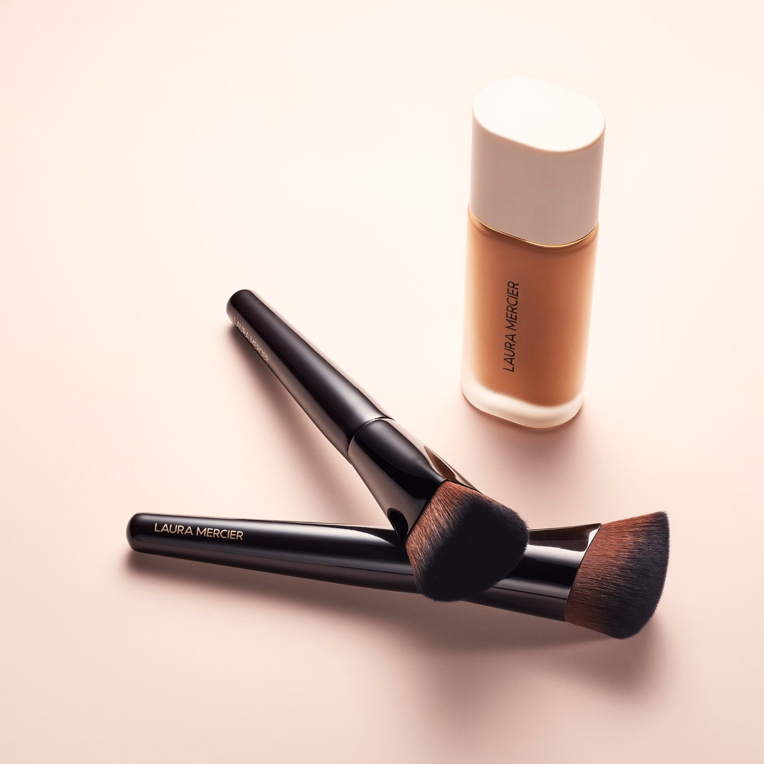 REAL FLAWLESS FOUNDATION