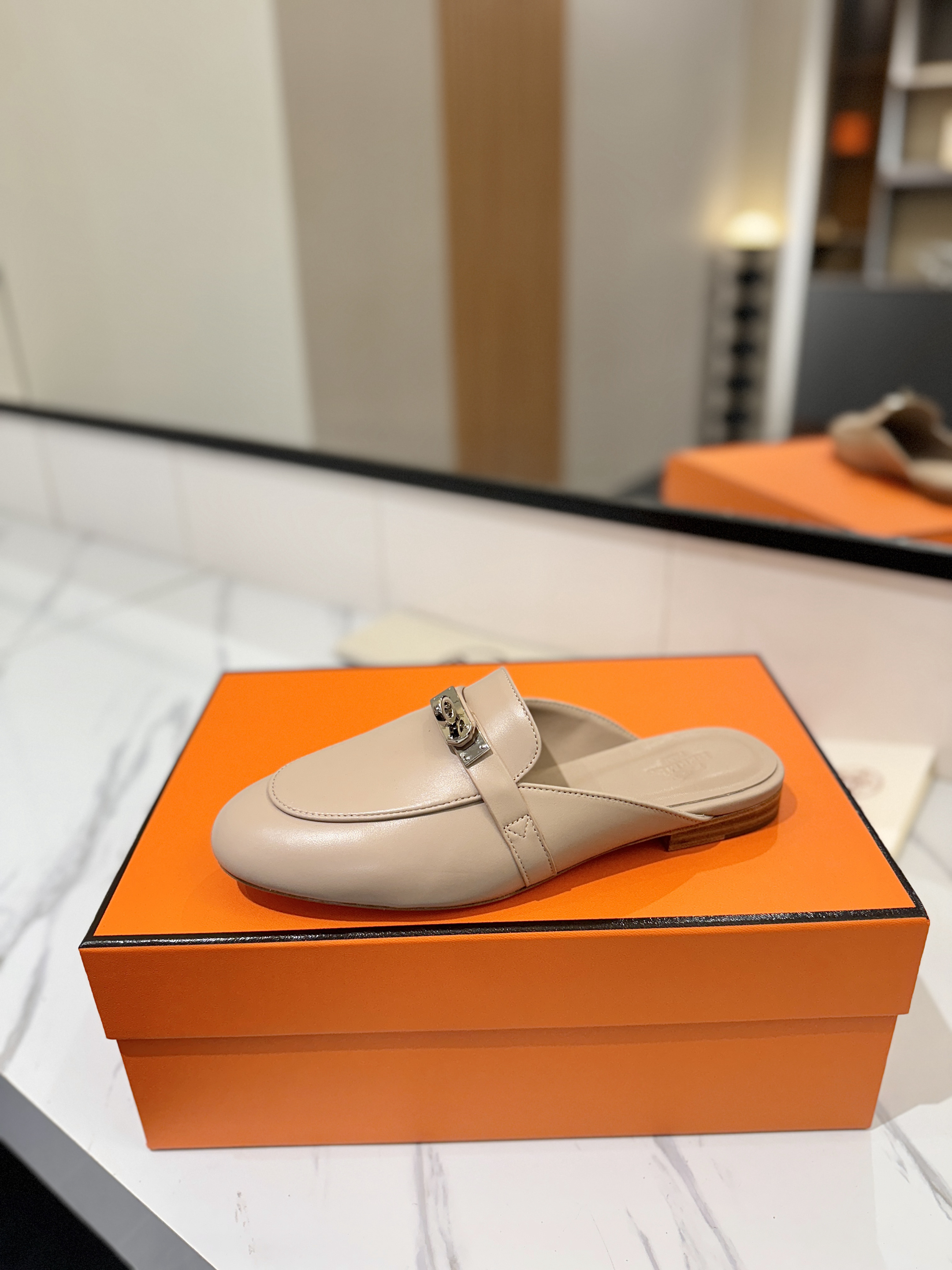 Hermès Kelly Buckle Carlotta Mules