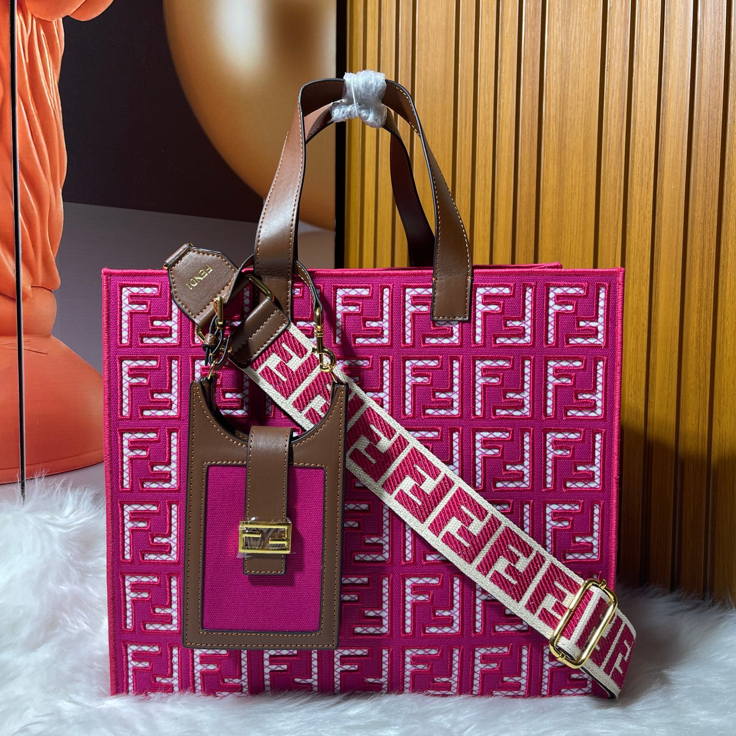 Fendi Medium Sunshine Tote Bag
