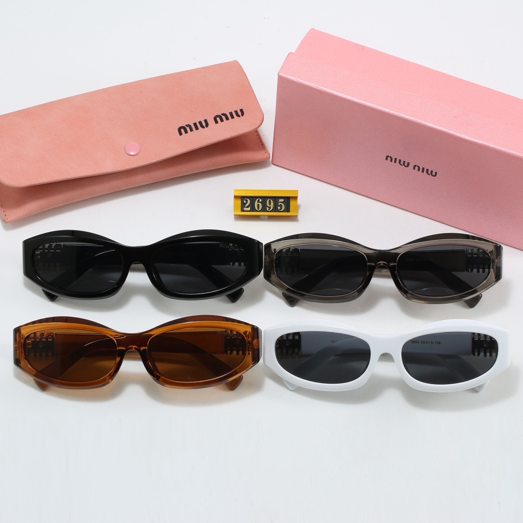 Miu Miu Fashionable Sunglasses