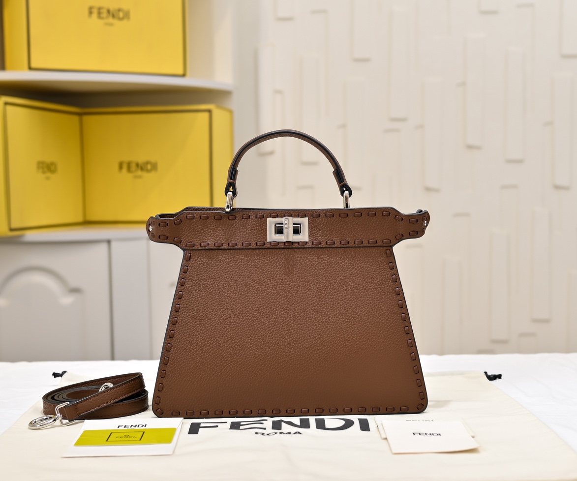 Fendi Medium Peekaboo ISeeU Bag