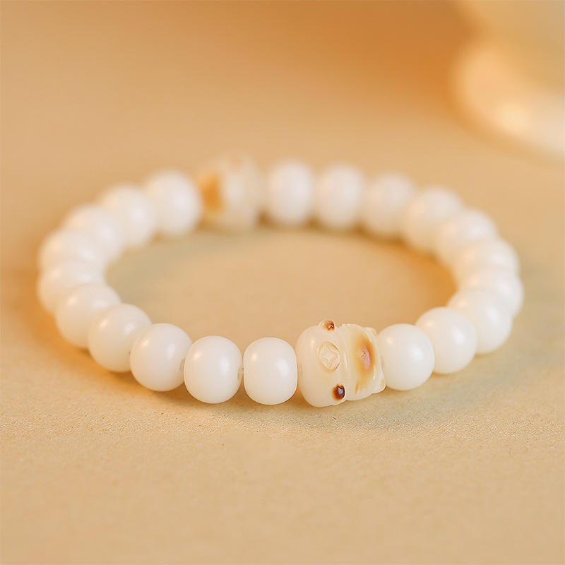 TESA2-White Jade and Bodhi Beaded Bracelet with Cat Claw Charm