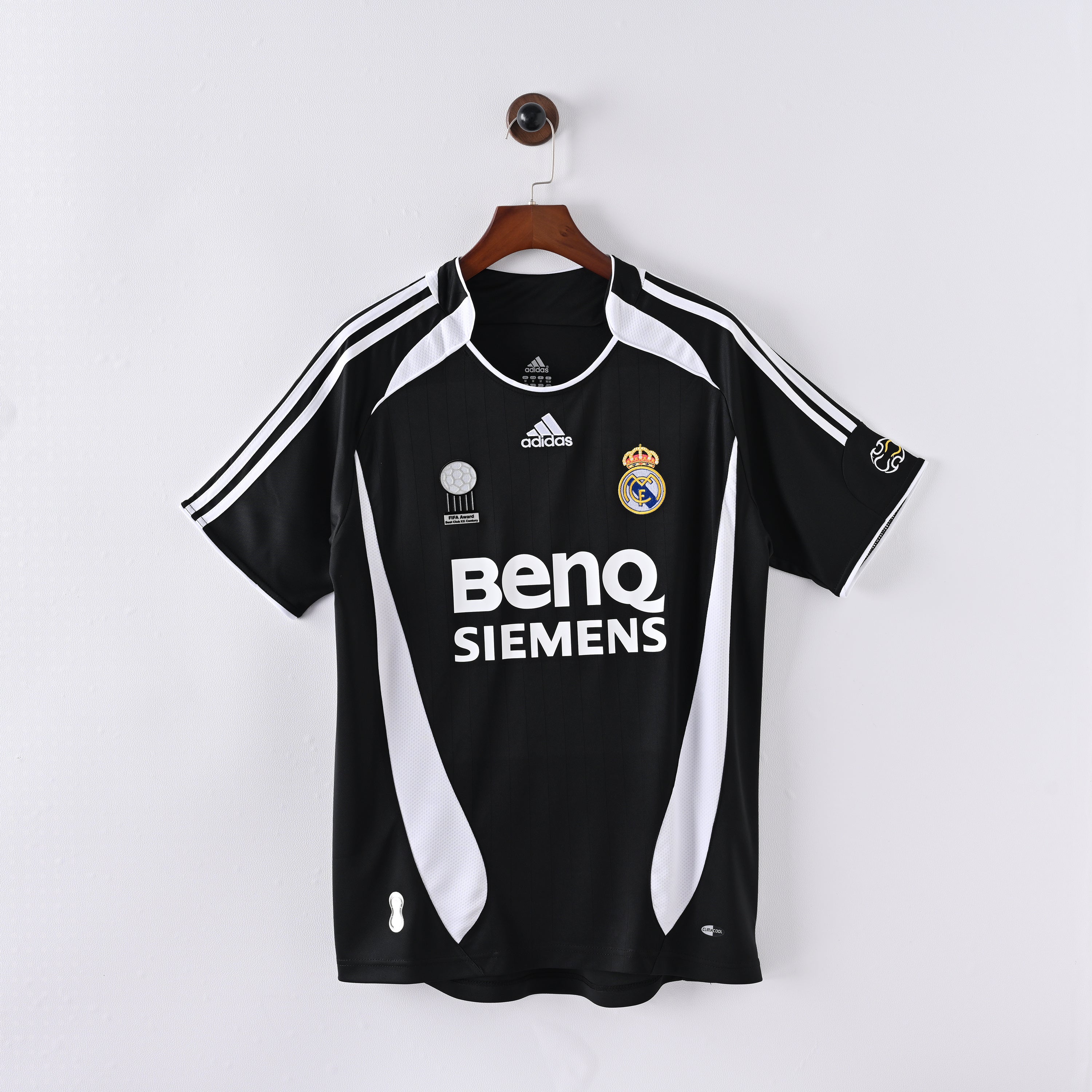 Real Madrid Retro Vintage Away Jersey Men 2006-2007