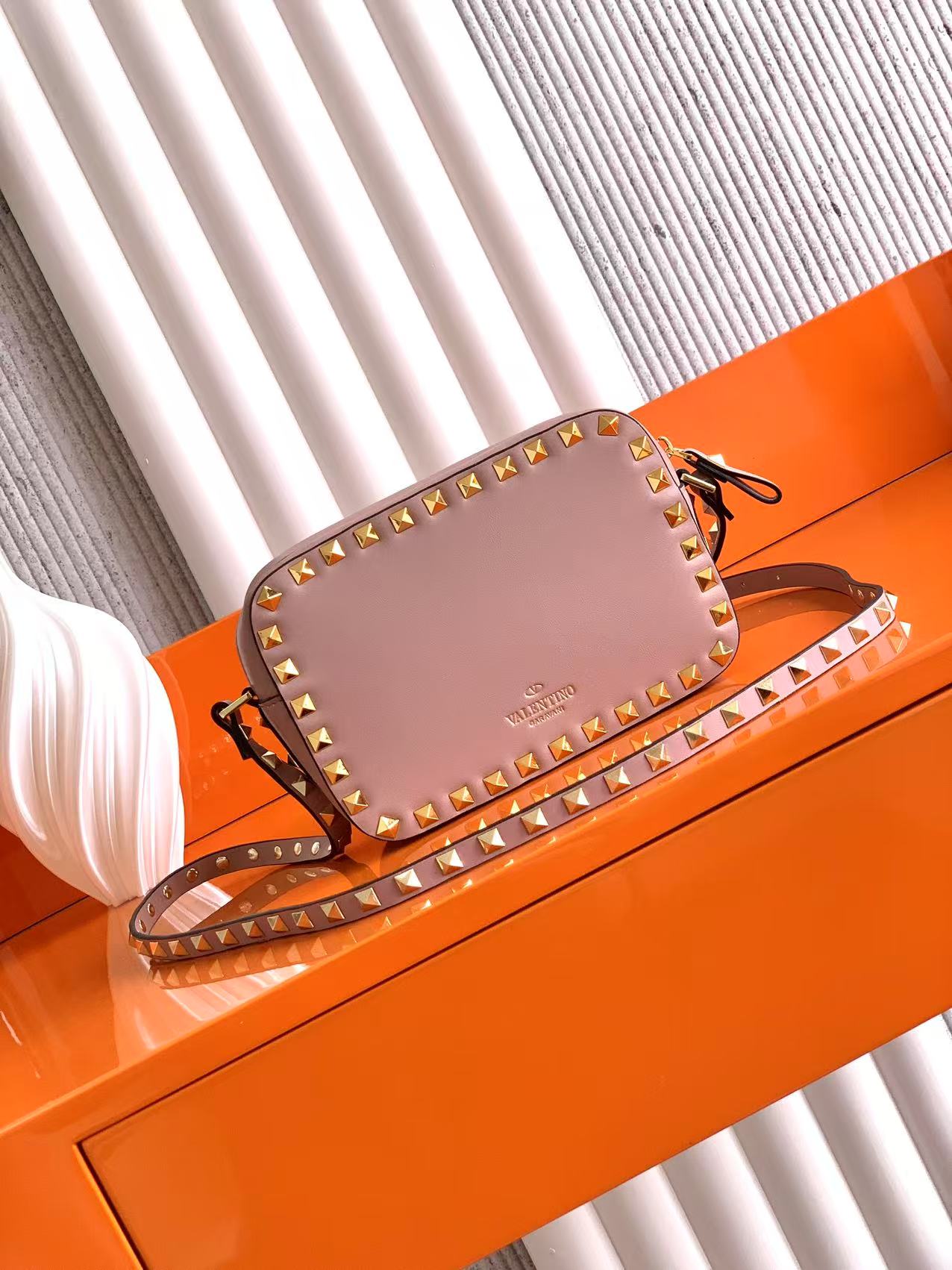 Valentino Rockstud Grained Crossbody Bag