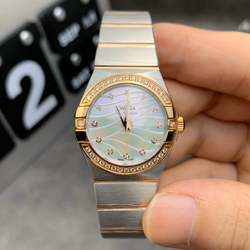 Omega Watch CONSTELLATION LADIES 27MM QUARTZ DIAMOND BEZEL MOTHER OF PEARL DIAL