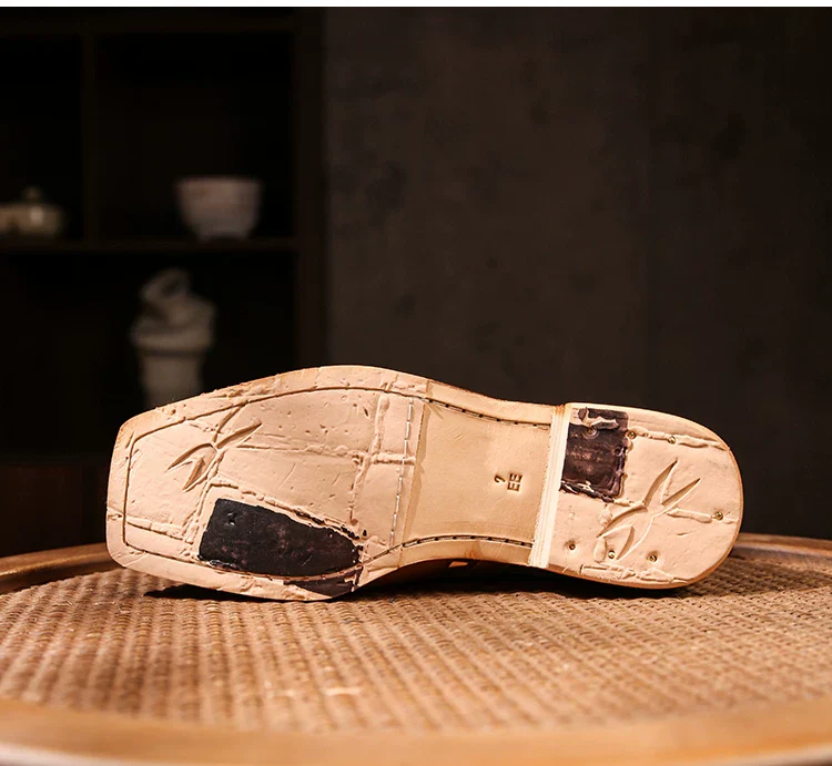 Hand-washed tire cowhide high-top sandals