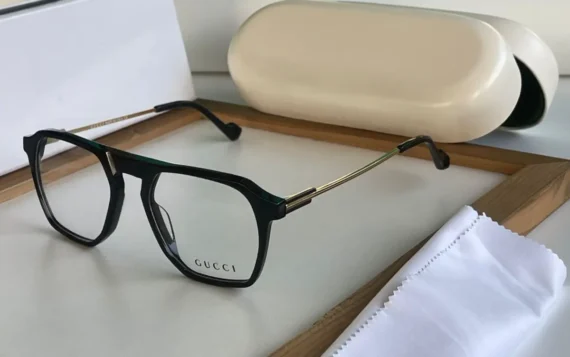 Gucci eyeglasses 3