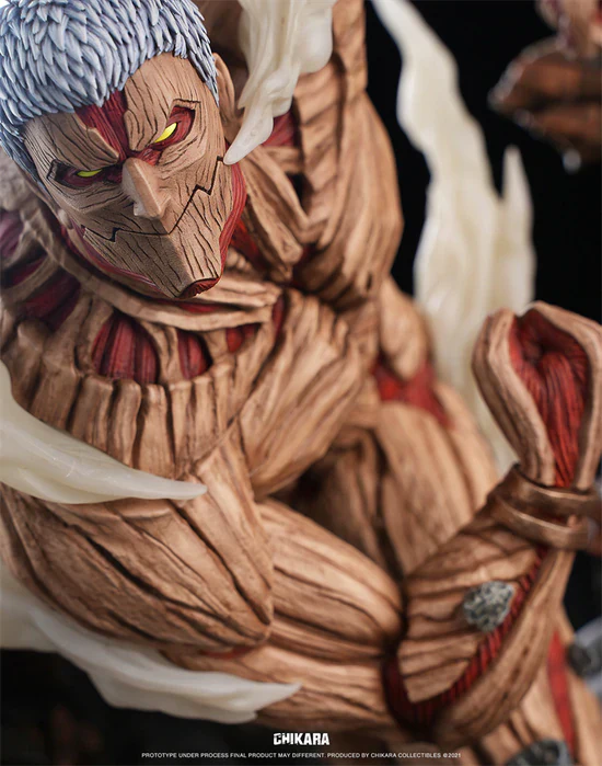 ATTACK ON TITAN - Chikara Studio Titan Series Armored Titan And Reiner Braun