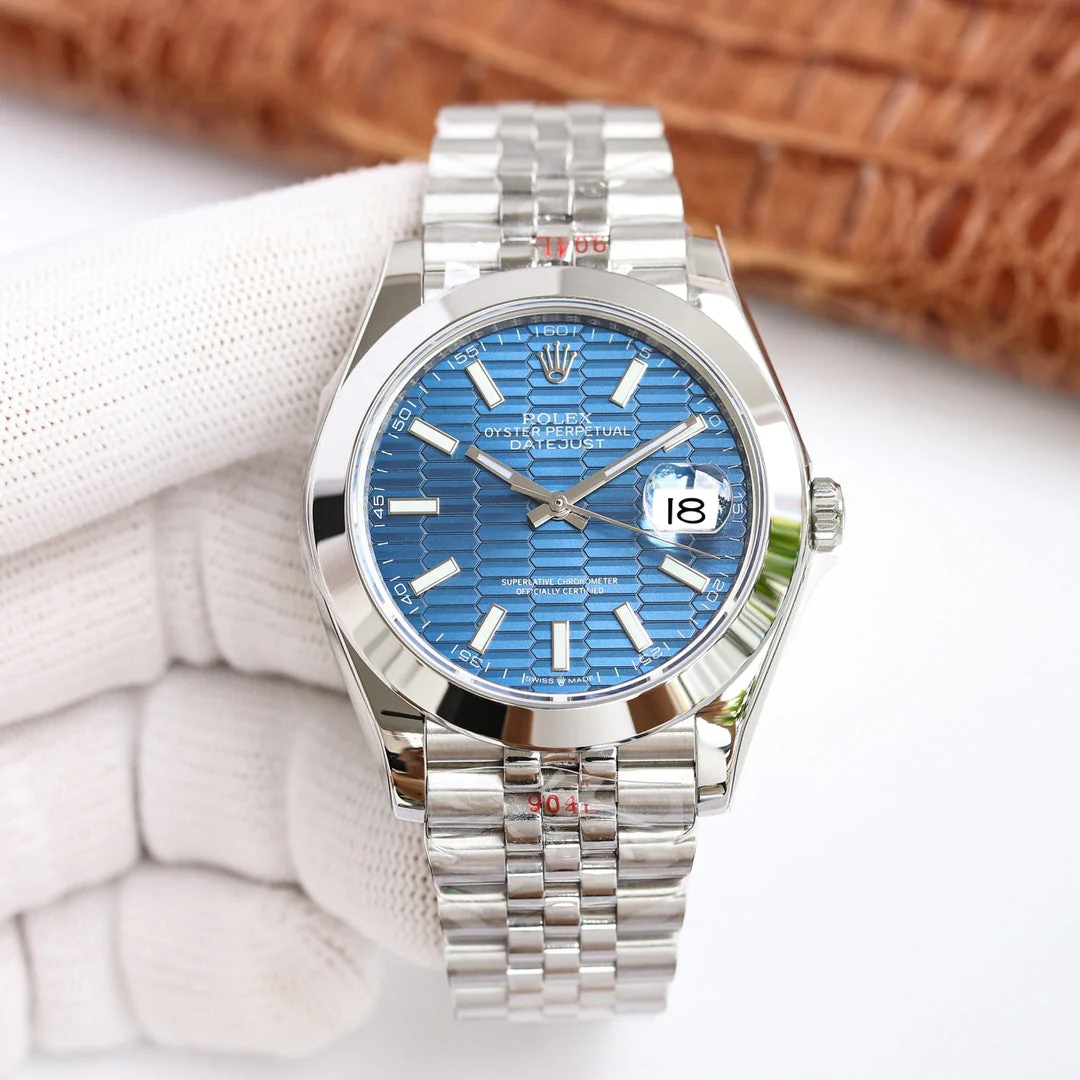 Rolex Watch DATEJUST 41M MOOTH BEZEL FLUTED DIAL Watch