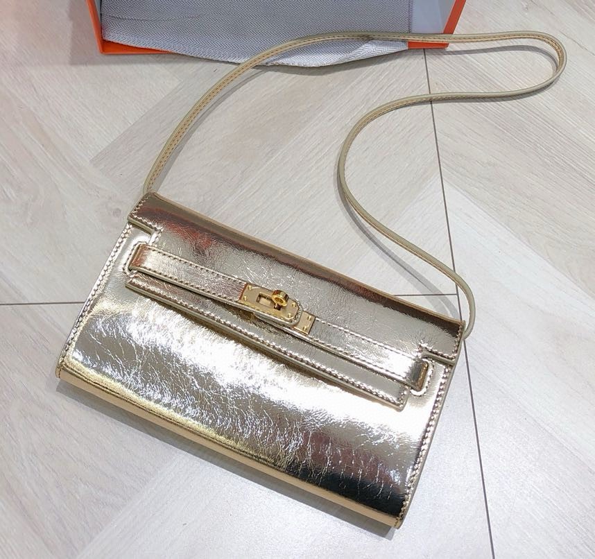 Hermes Kelly Wallet to Go Gold Hardware