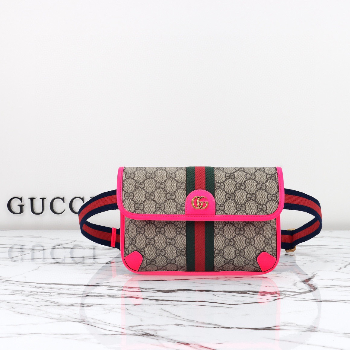 Gucci GG Supreme Bag