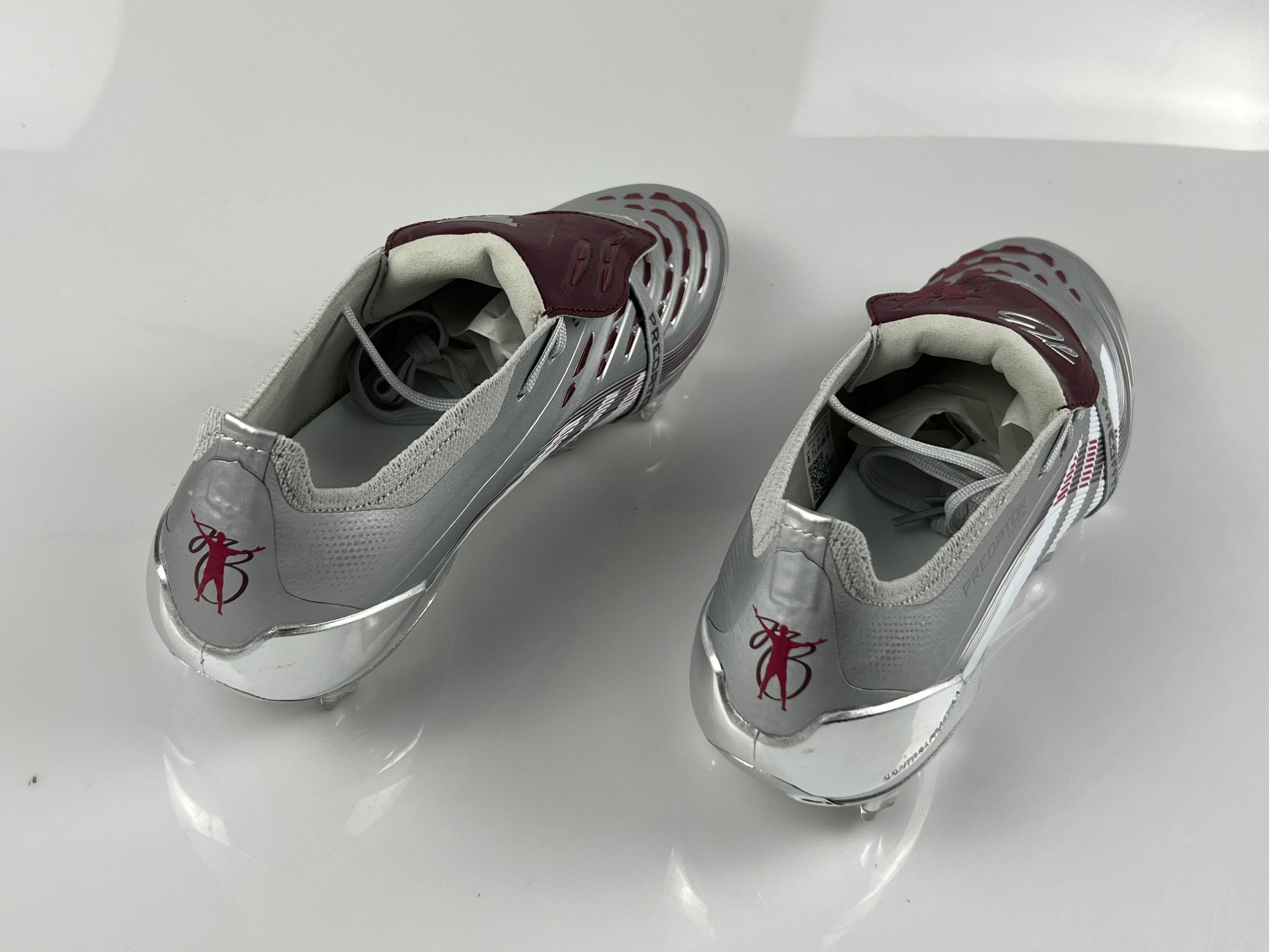 A Predator Elite Fold-over Tongue FG Jude Bellingham Chrome Dream - Silver Metallic/Legacy Burgundy/Maroon LIMITED EDITION