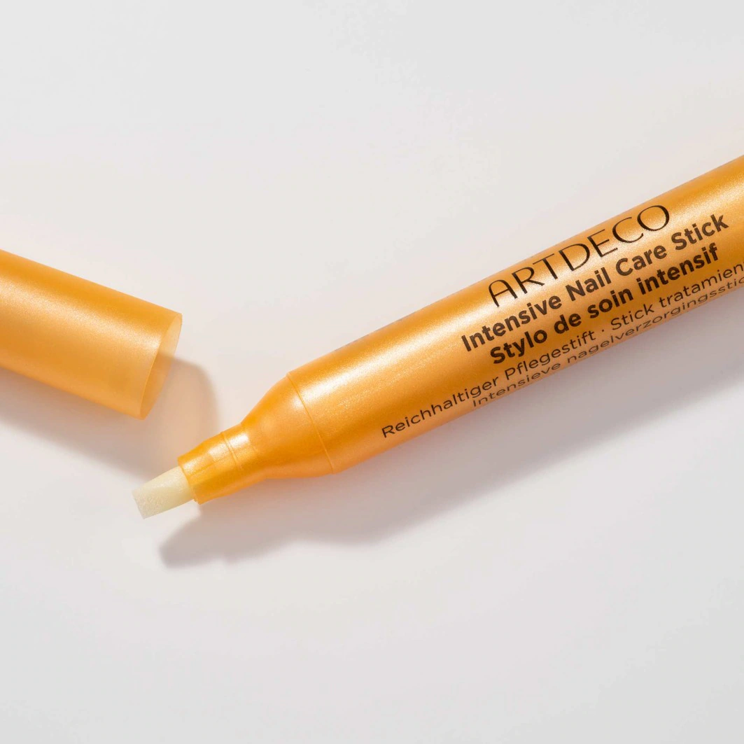 Intensive Nail Care Stick
