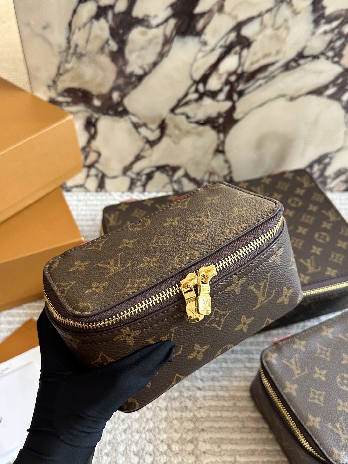 LV Monogram Brown Canvas Red Lining Nice Vanity Jewelry Case Travel Top Handle Bag