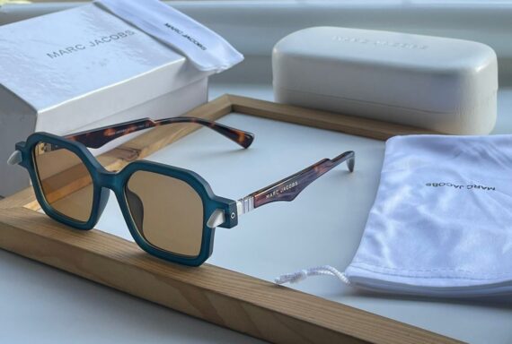 Marc Jacobs sunglasses 36