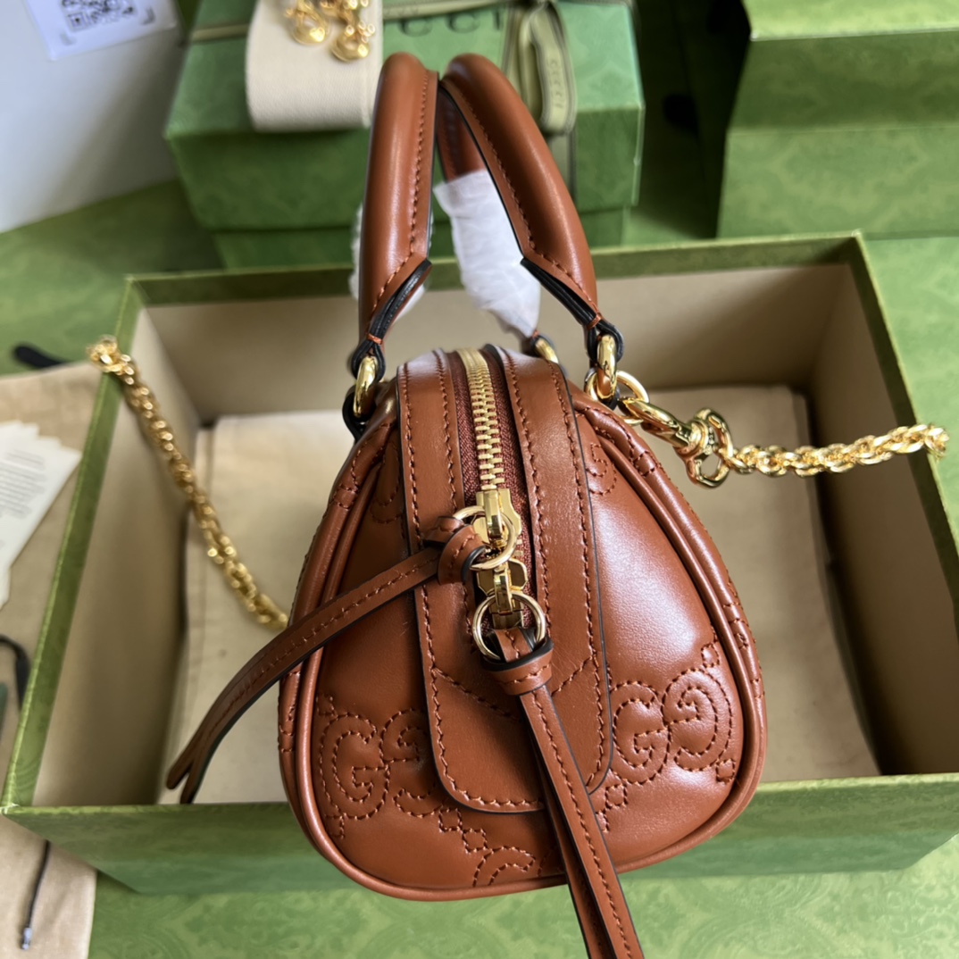 Gucci GG matelass?? leather mini bag 702251