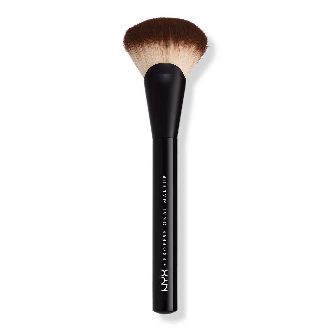 NYX Professional Makeup  Pro Fan Multipurpose Powder Brush