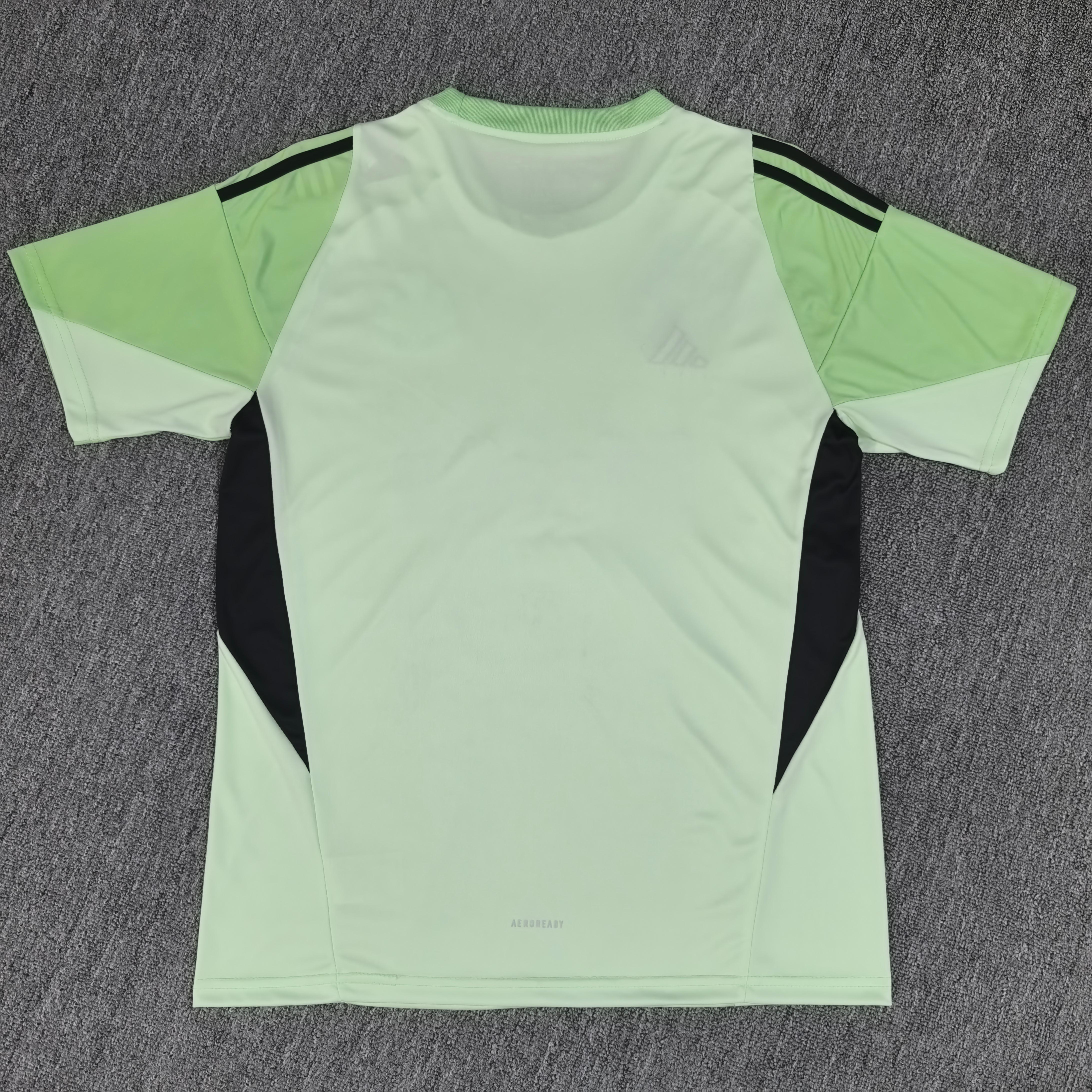 2025/2026 Newcastle United Goalkeeper Football Shirt （Fans）