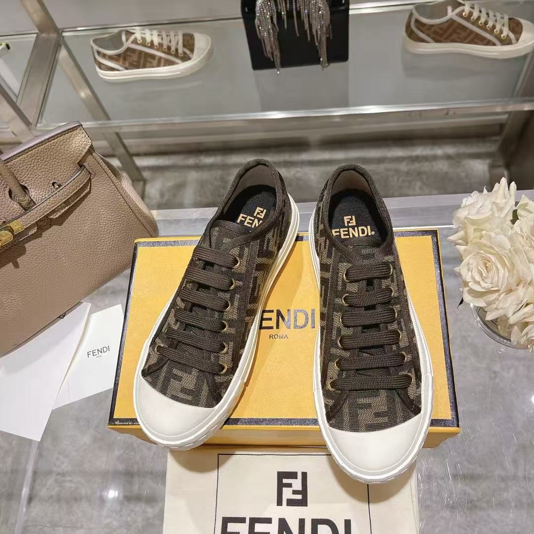 Fendi Sneakers Low Top Shoes Casual Shoes Skate Shoes