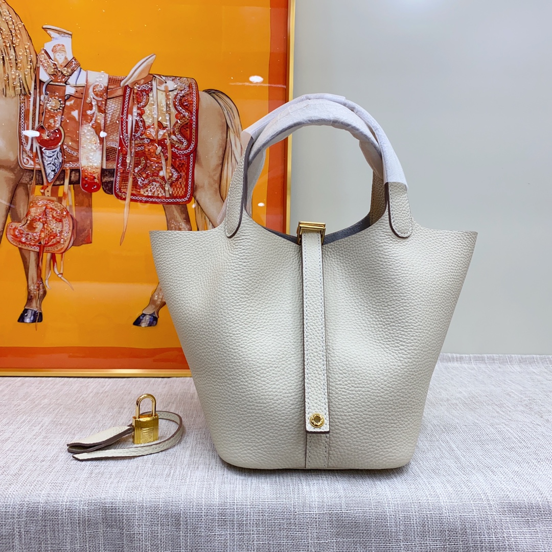 Hermes Clemence Picotin Lock Bag Golden Hardware-White Bag