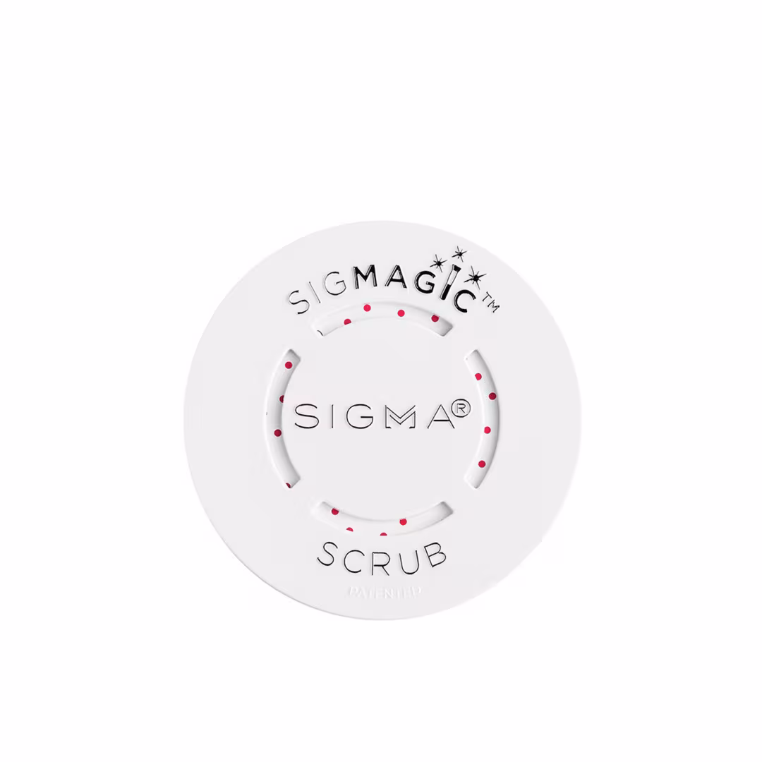 Sigma Beauty  Sigmagic Scrub