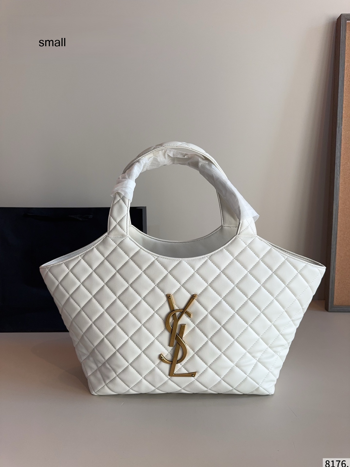 YSL Icare Maxi/Med/Small White Monogram Quilted Leather Tote Bag With Pouch