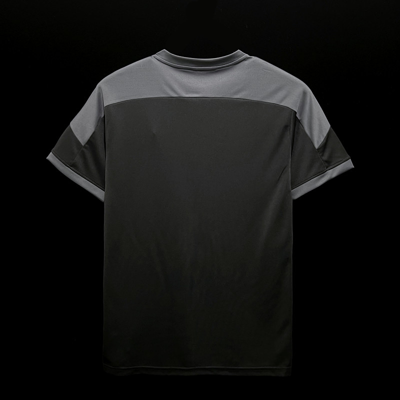 2023/2024 Japan Gold Saint Edition Football Shirt (Fan Edition)