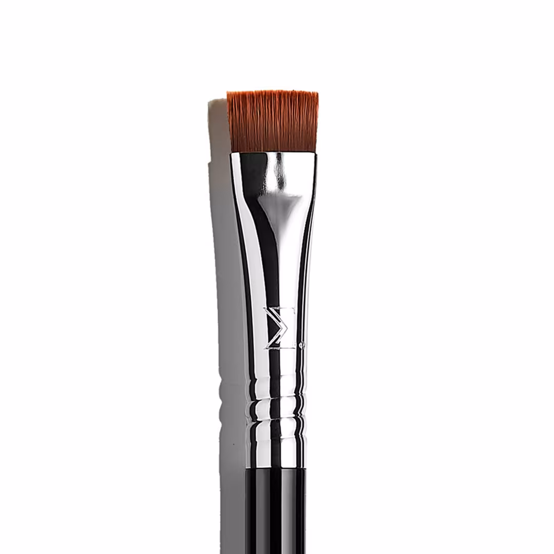 Sigma Beauty  E15 Flat Definer Brush
