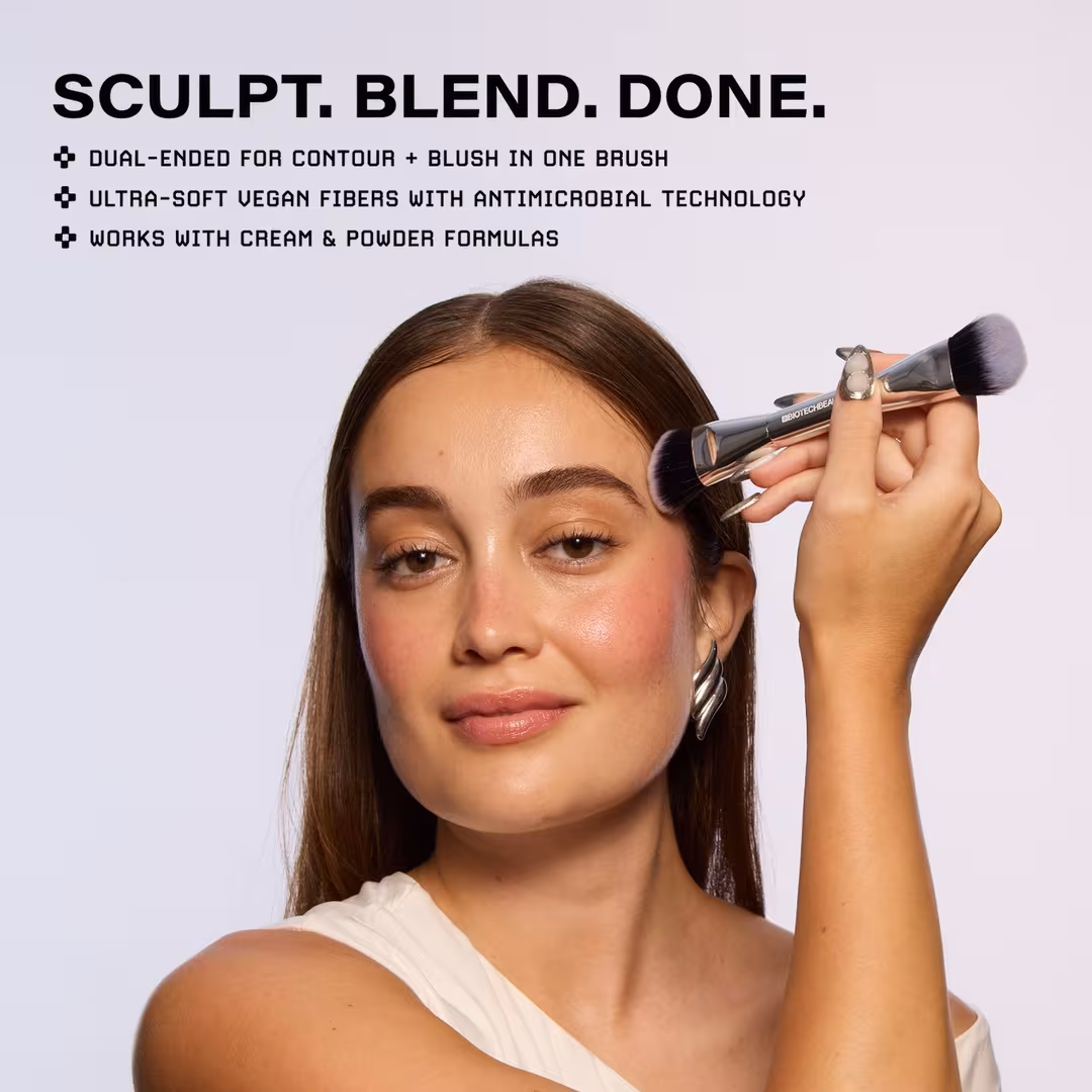 BiotechBeauty  BiomeBlend™ Dual-Ended Sculpt + Blend Cheek Brush with Antimicrobial Fibers
