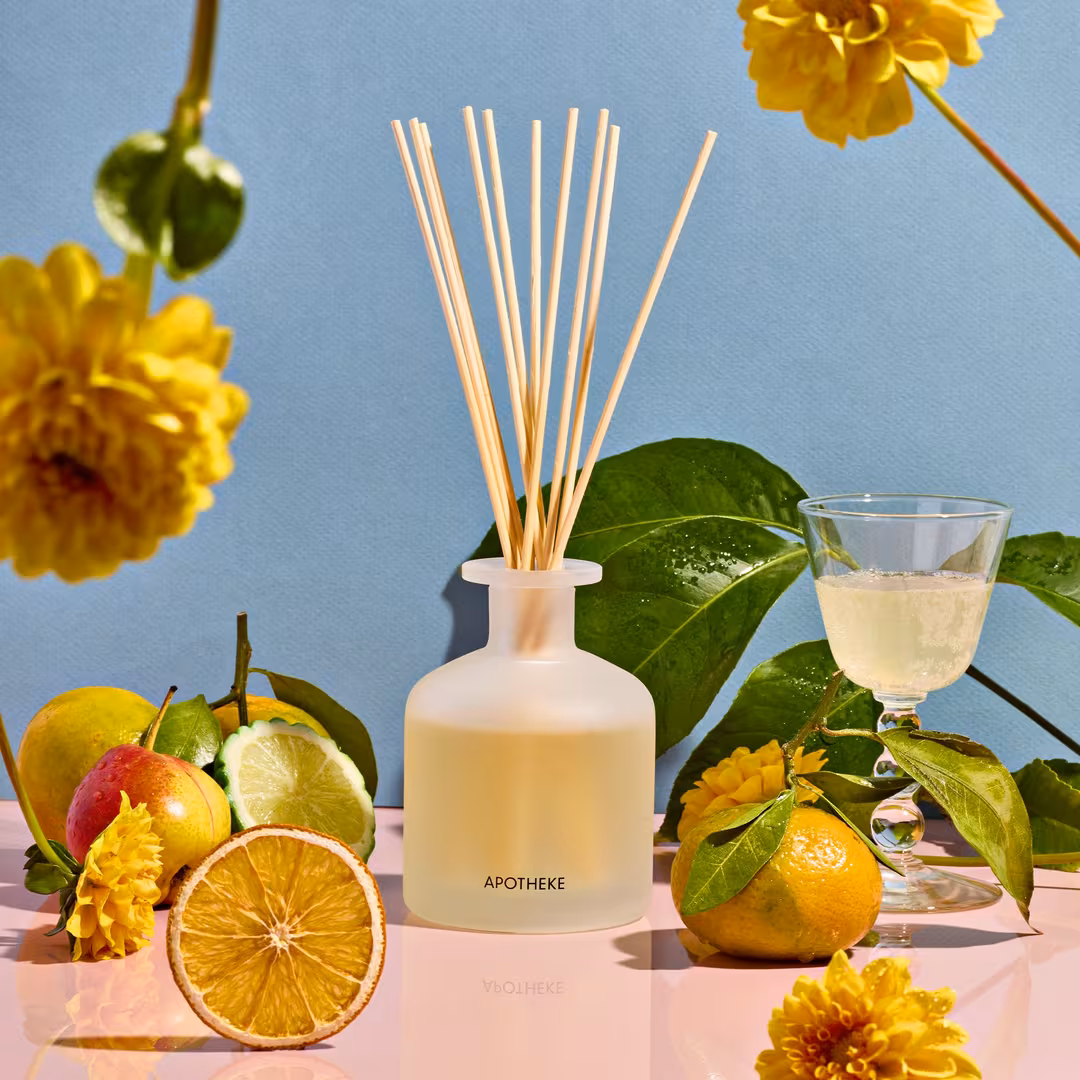 APOTHEKE  Bergamot Tangerine Reed Diffuser