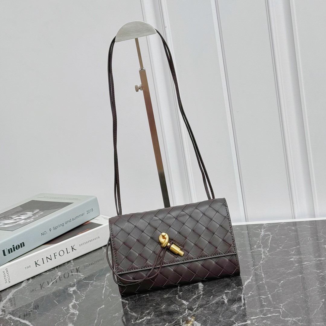 Bottega Veneta BV Andiamo
