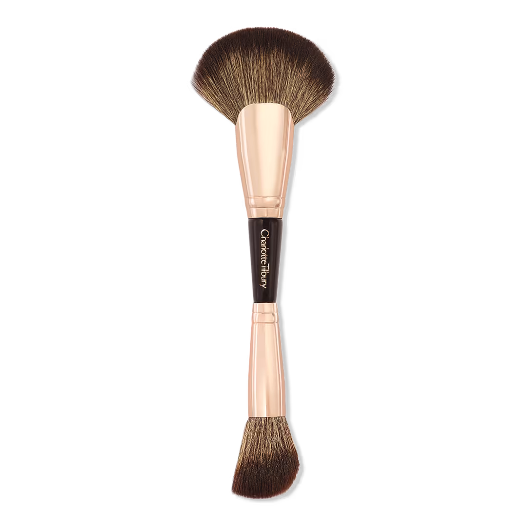 Charlotte Tilbury  Airbrush Flawless Easy Soft Blur Bronzer + Blusher Brush