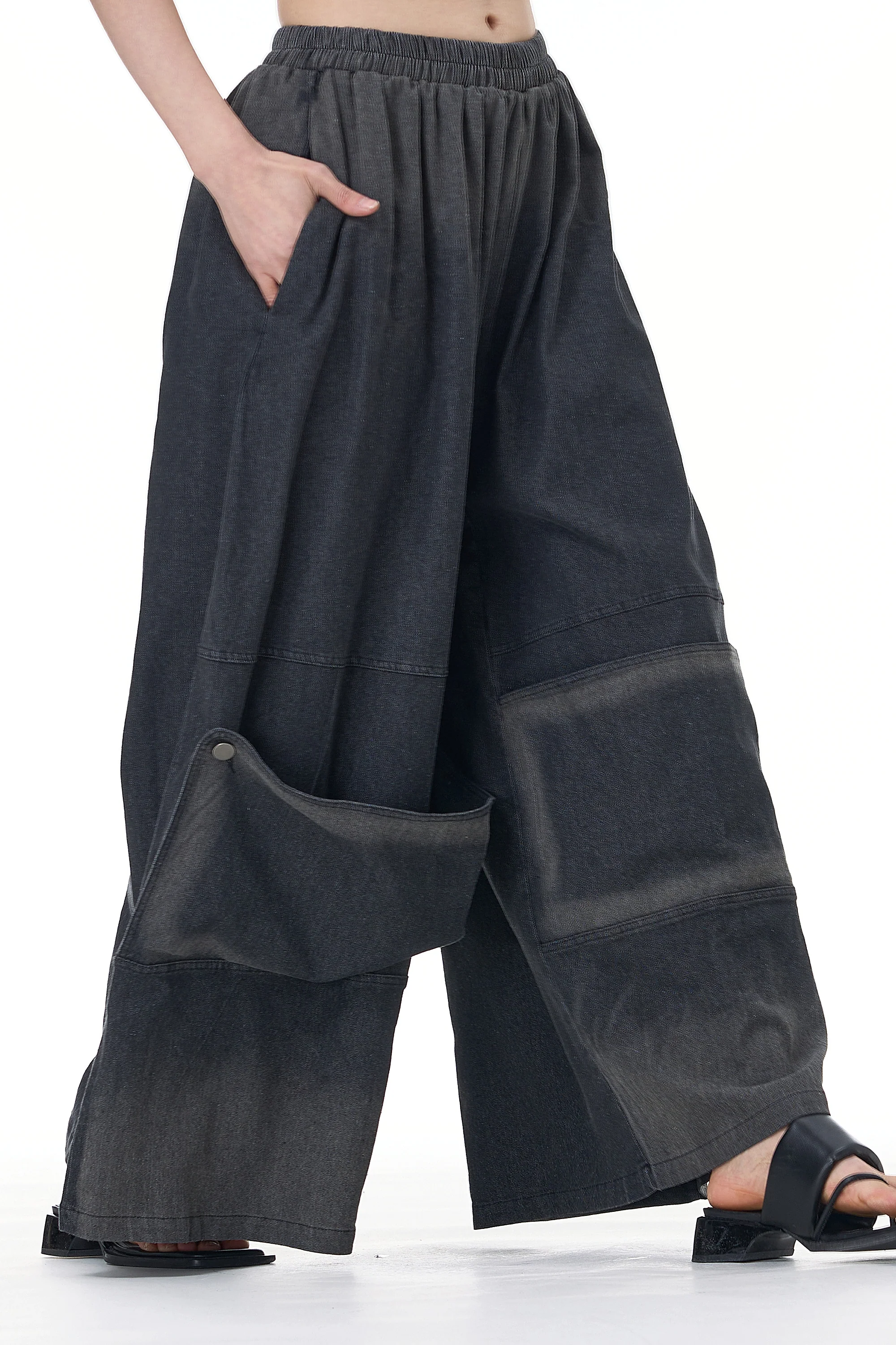 Graphite Washed Cargo Denim Pant