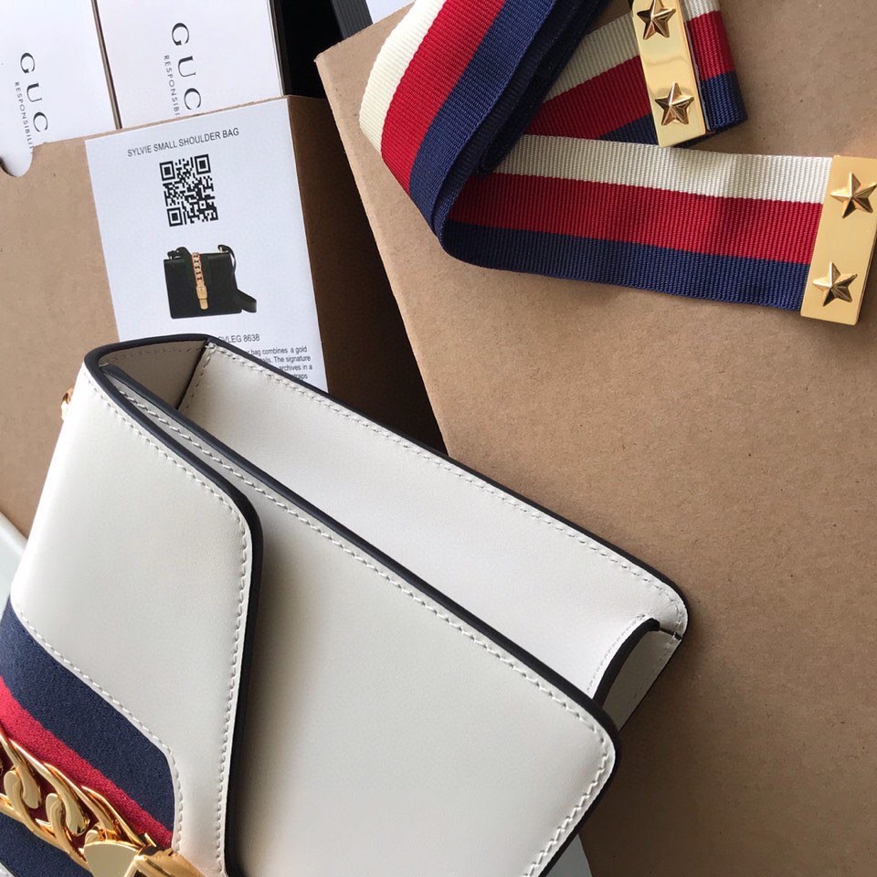Gucci Sylvie Small top handle bag 421882