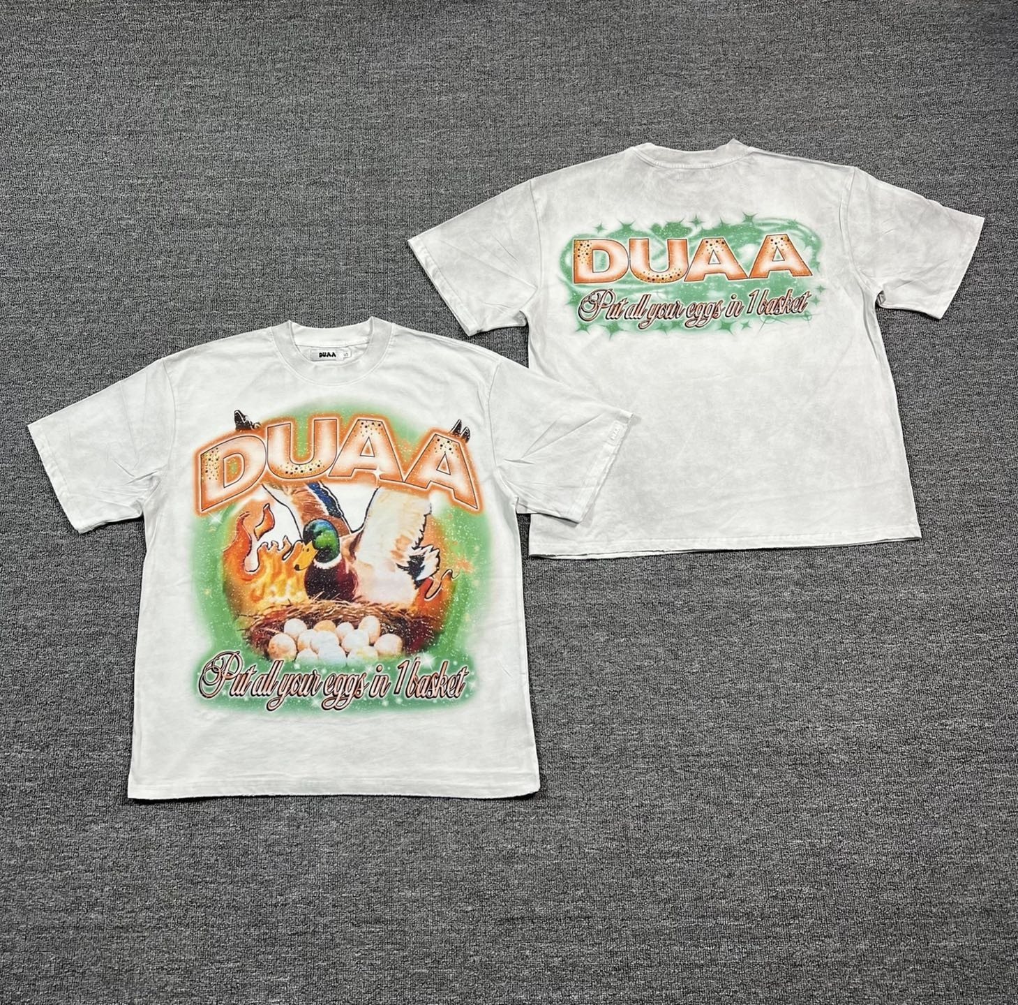 White ink direct spray with rhinestone embellishment, water-damaged vintage short-sleeved T-shirt.style 3