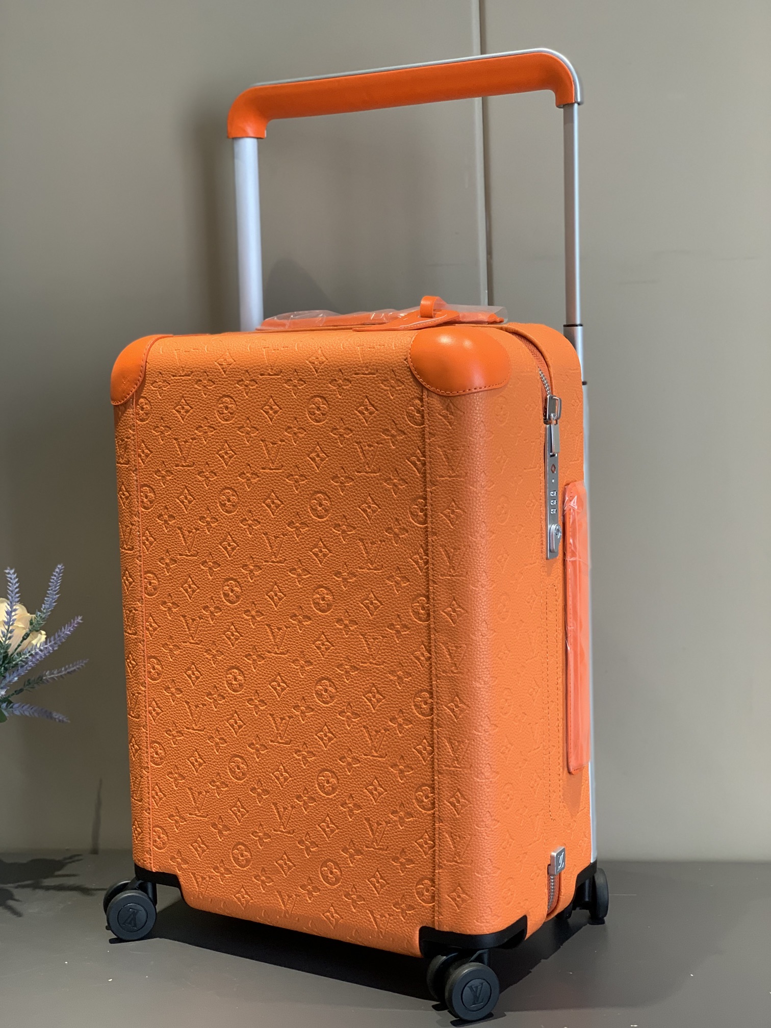 LV HORIZON four-wheel trolley case