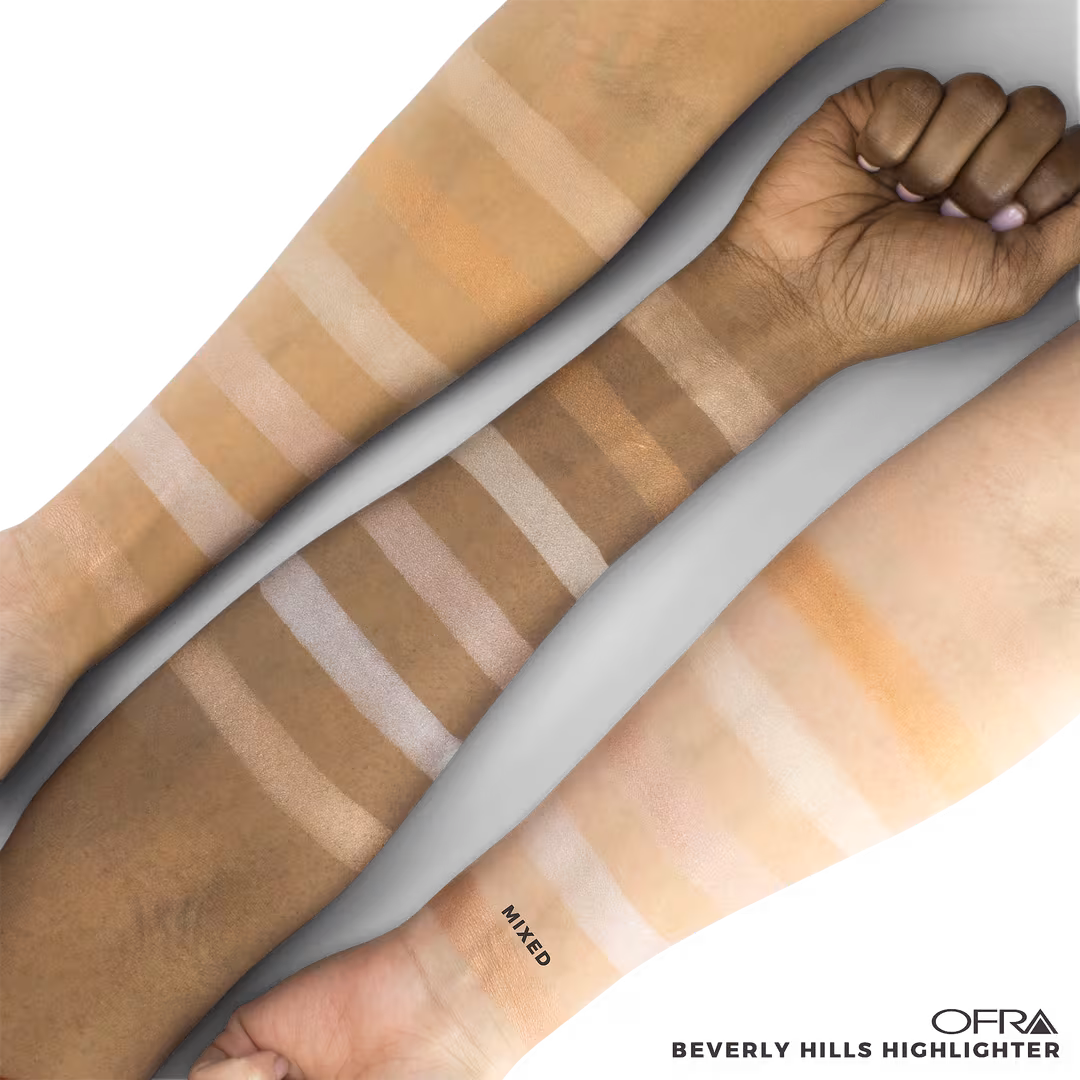 Ofra Cosmetics  Shimmering Baked Swirled Highlighter