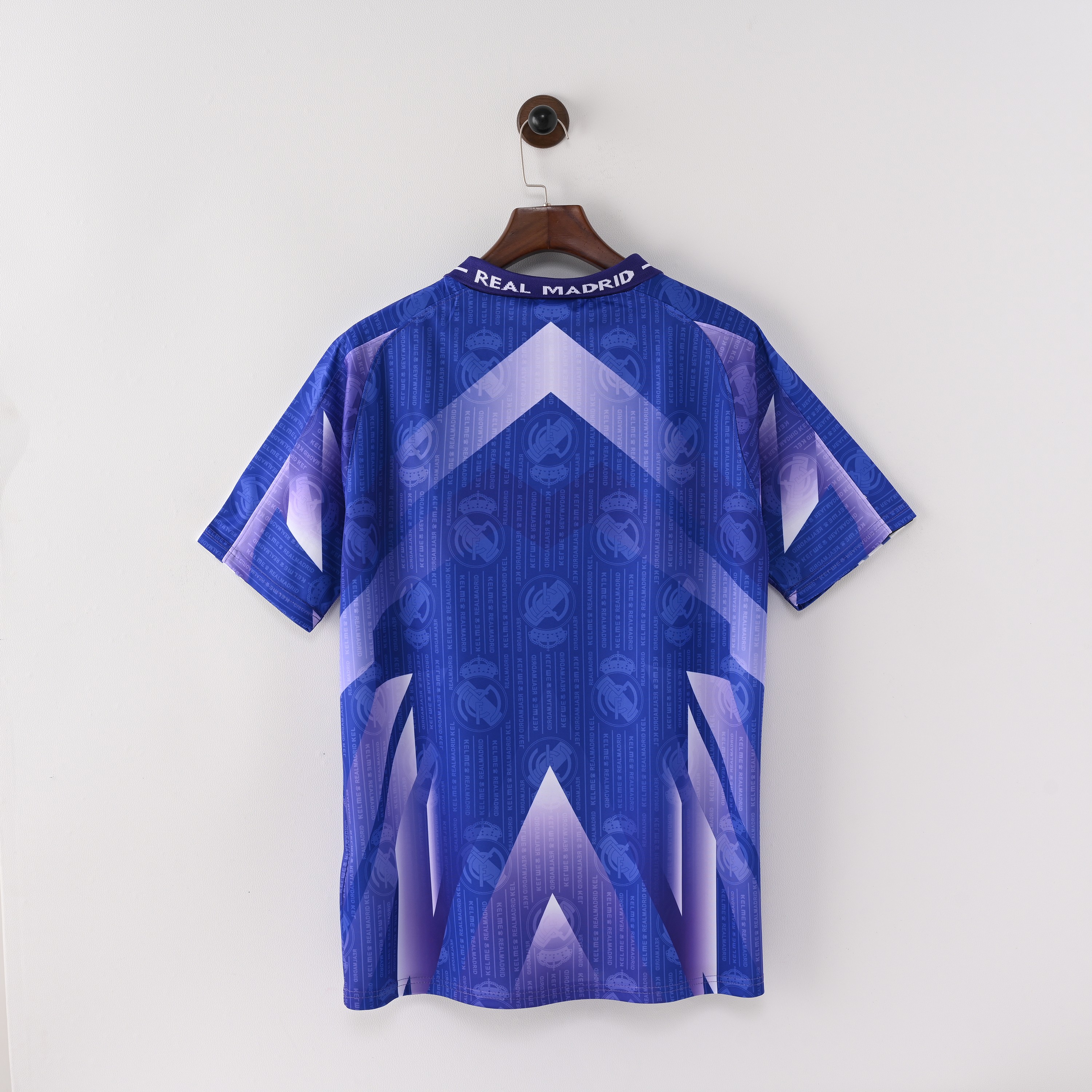 1996/1997 Real Madrid Away Retro Football Shirt