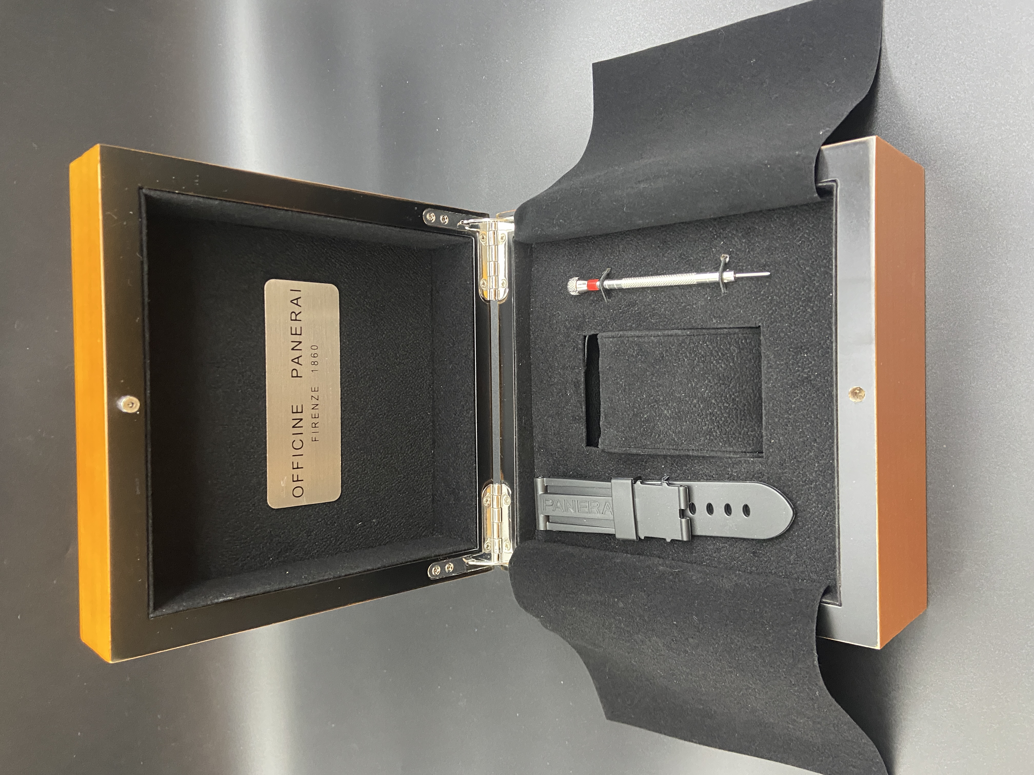Replica ‎Panera* Watch Box