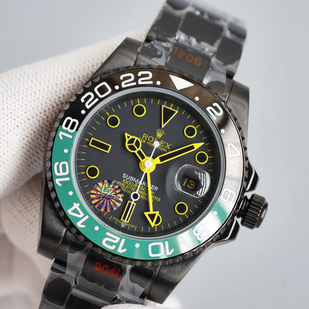 Rolex Watch GMT-MASTER II CUSTOM GREEN BLACK BEZEL