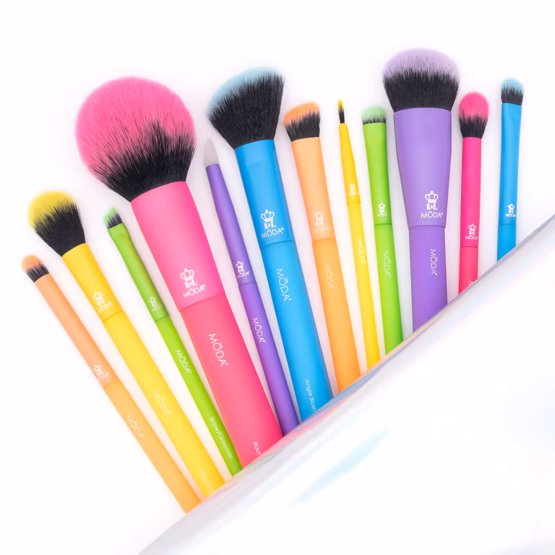 MŌDA  Totally Electric Makeup Brush Kit