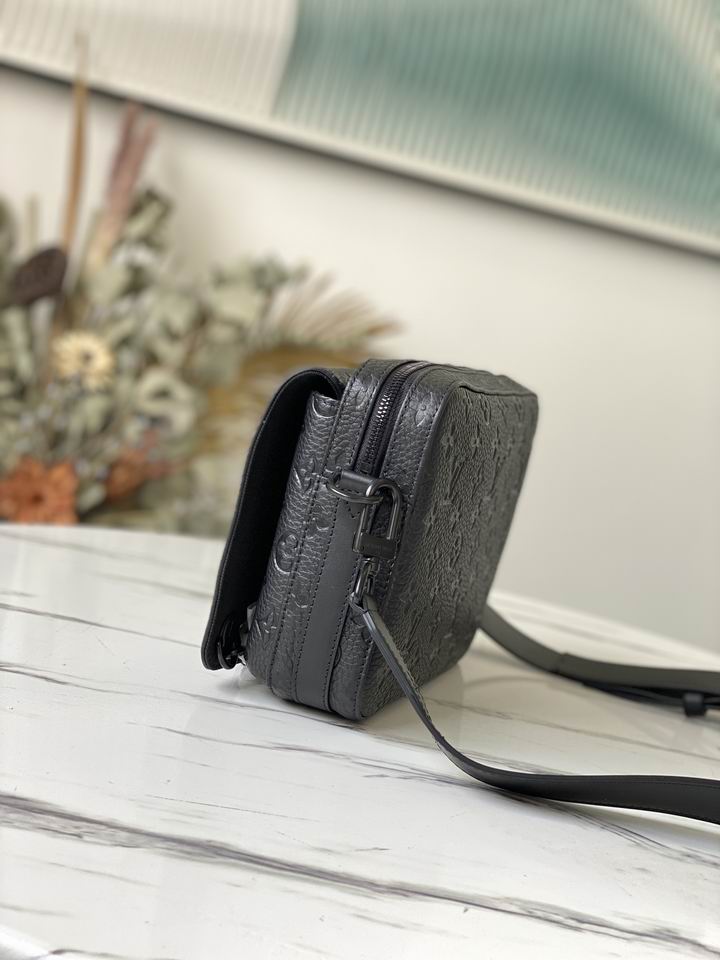 LV Steamer M57307 23.5x17x6 cm gf