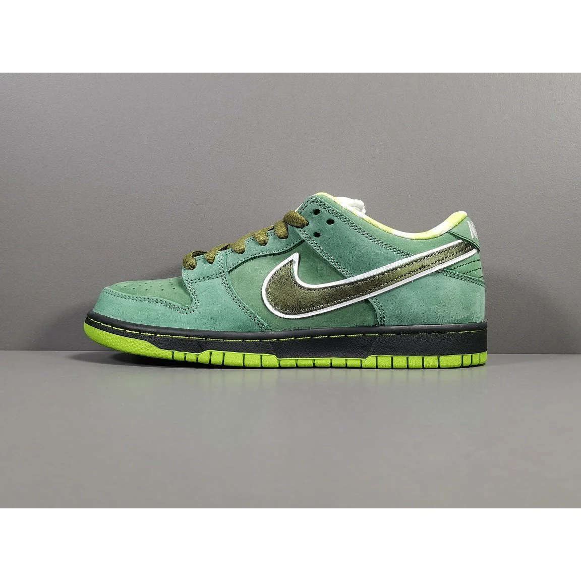 NIKE SB DUNK x CONCEPTS GREEN LOBSTER
