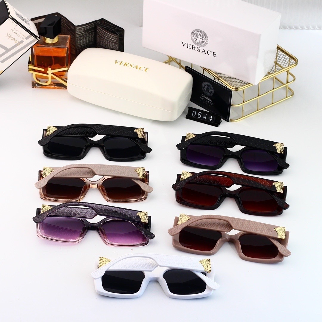 Versace Fashionable Sunglasses