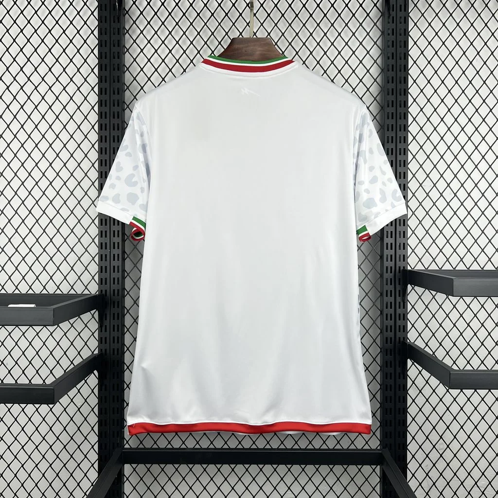 Iran 2025/26 Home