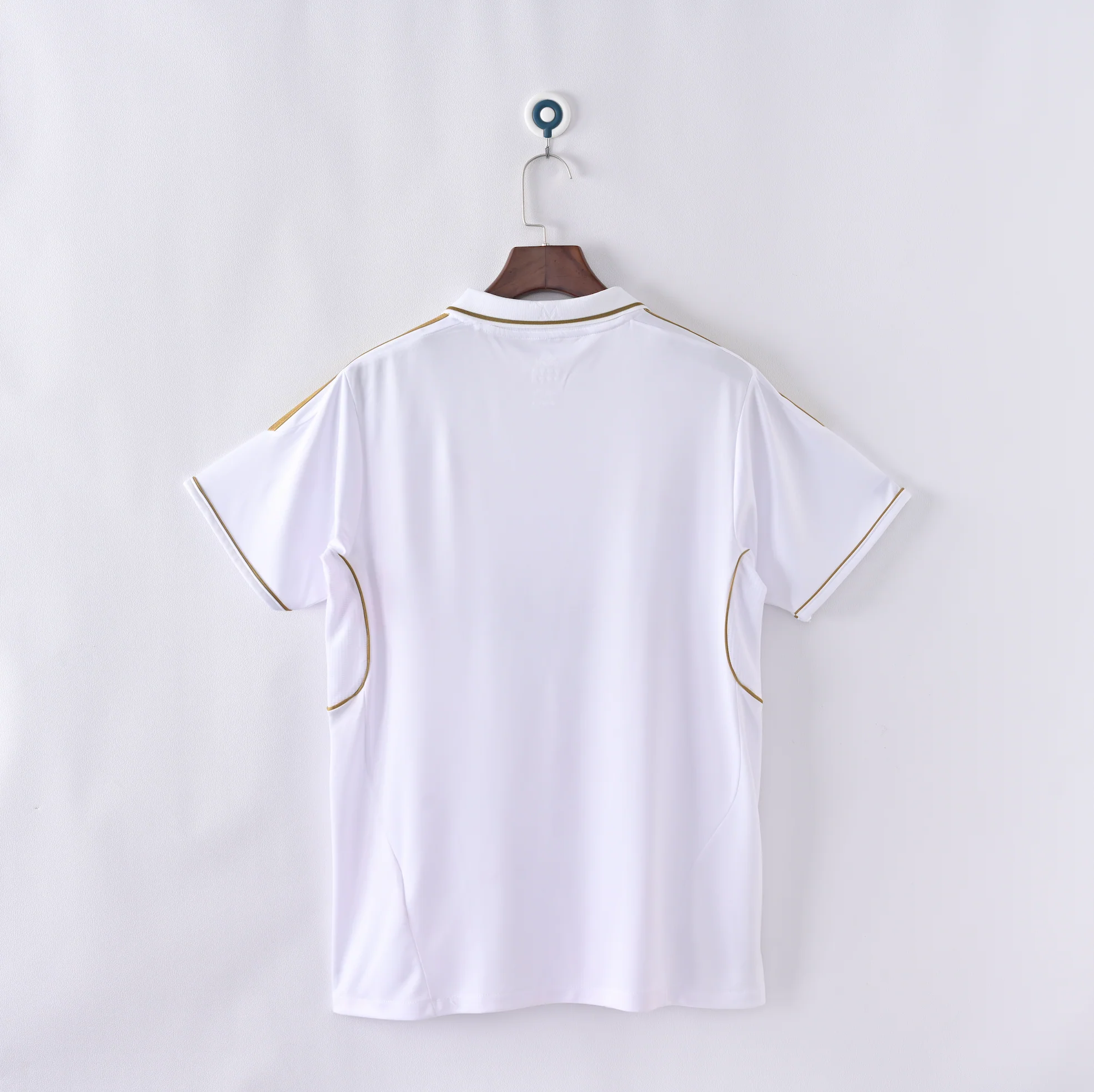 Real Madrid Retro Vintage Home Jersey Men 2011-2012