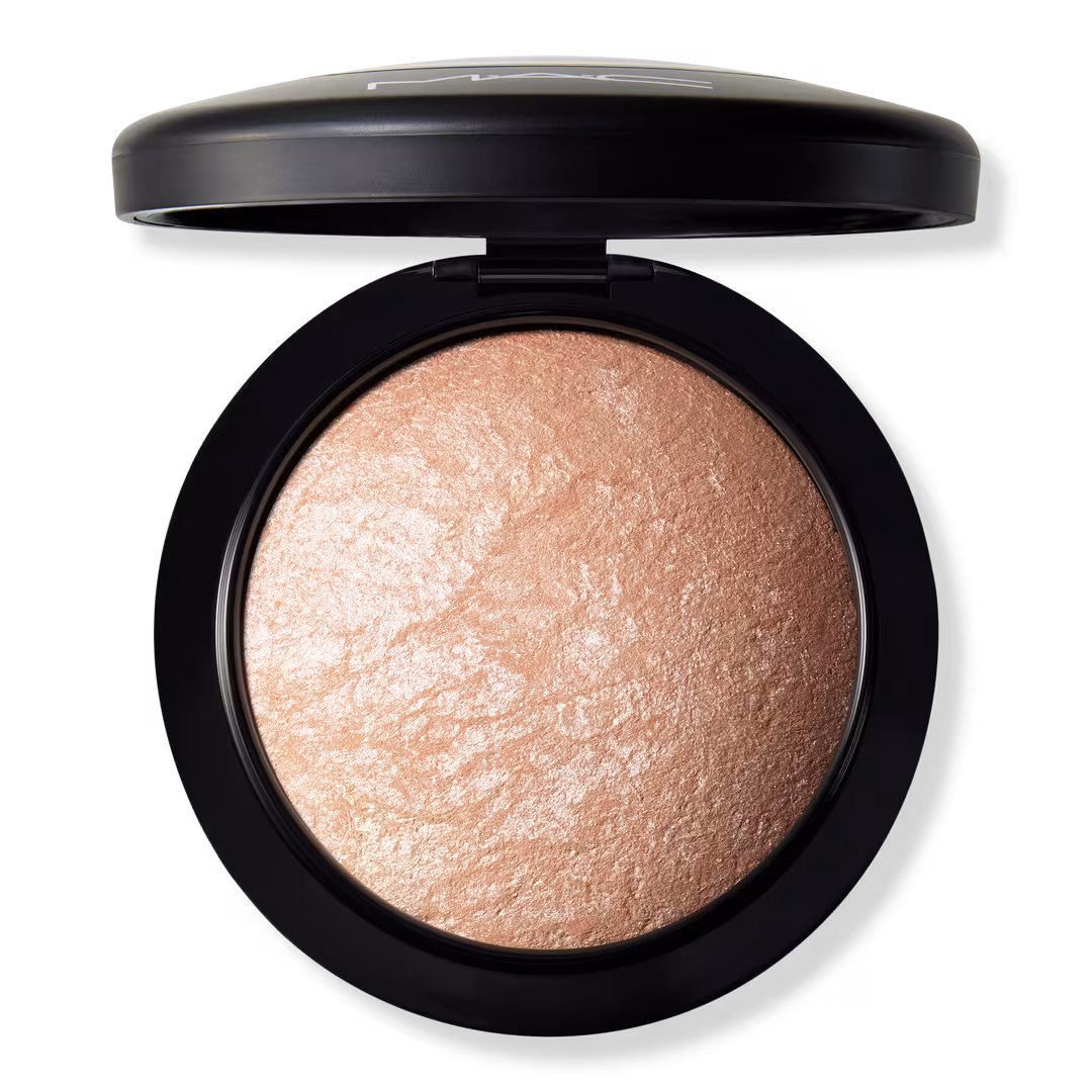 MAC  Mineralize Skinfinish Powder Highlighter